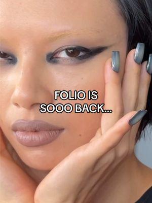 Lips: concealed. Eyes: dramatized. Get the #Folio Makeup look in three easy steps with 90s-grunge on-trend essentials. #MACTrend #FolioLips #MACLipCombo #MACFolio #MACNudes #ConcealerLips 