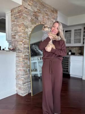 Because workdays deserve a little cozy too! This lounge set is perfect for staying comfy while keeping it chic—whether you’re tackling emails or errands. This color is sold out, but there’s new colors, plus I have the classic black too! Linked in my @LTK in my profile! ✨ #MidlifeStyle #ChicAndPrime #EffortlessStyle #ChicComfort #WorkdayWardrobe #ElevatedLoungewear #MidlifeFashion #StyleOver40 #EverydayChic #CasualAndClassy #WardrobeEssentials