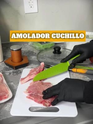 Compralo en el link de este video en descuento 🔥🤫 #AfiladorDeCuchillos #HerramientaDeCocina #AccesoriosDeCocina #AfiladorPráctico #UtensiliosDeHogar #RegaloParaHombres #CuchillosAfilados #CocinaFuncional #Herramienta5En1 #AfiladorInnovador #DetallesÚtiles @BlackDownMall