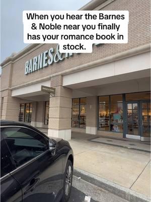 Well, if you’re ever in the Buckhead Atlanta area…you know where to find me. 🥰 #lilacbbreid #barnesandnoble #rockstarromance #bookboyfriend #enemiestoloversbooks #romancebookrecommendations 