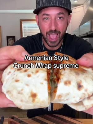 One of the best things Taco Bell has come up with in the past 20 years is the crunch wrap supreme. So I made a homemade Armenian version! Would you try this? Lavash Pork Khorovats rub (check out my shop) Pepper paste Toasted lavash Labne Mixed greens Tomatoes String cheese #chefarazada #armenian #armenianchef #tacobell #crunchwrapsupreme #crunchwrap #lavash #labne #fusion #tunny #easymeal #abowww #abowwwguy 