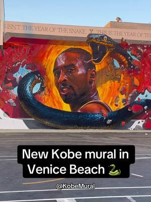 New Kobe Bryant mural at the Venice Beach basketball courts 👀  #kobemural #kobebryanttribute #venicebeachboardwalk #yearofthemamba  