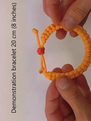 Learn! An Adjustable Ringbolt Hitch Paracord Bracelet. #adjustableparacordbracelet #paracordbracelettutorial #friendshipbracelet #reefbracelet #braceletmaking #howtomake #makeathome #braceletdiy