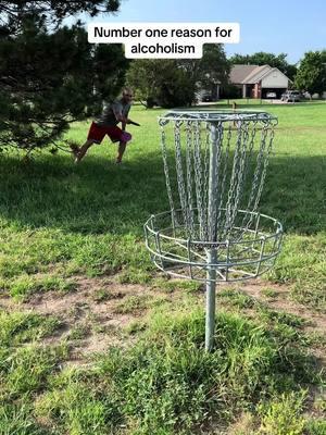 What Would You Do If This Happened To You In Disc Golf???  Looking to get better at disc golf quickly? My ultimate disc golf guide drops Wednesday 1/22 and covers everything you need to improve quickly, including 150+ drills. If you want me to send you the guide comment guide down below 👇🏼👇🏼👇🏼 #discgolf #discgolflife #discgolfeveryday #discgolfnation #discgolfdaily #frisbeegolf