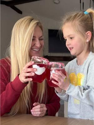 Super easy Valentine’s Day drinks! Kid approved 💕 You’ll need… - marshmallow fluff - sprinkles - your favorite pink drink! (I used @Ocean Spray Inc. Cran-mango 😋) Cheers! #ValentinesDay #mocktail #vdaymocktail #valentinesdrink #girlmom #momsofinstagram #toddlerfun #galentines