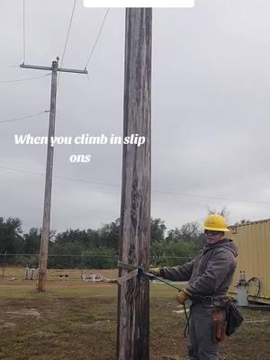 my favorite boots to climb in 😎🇺🇲⚡️ @Twisted X  #safety #hardhat #cowboyup #ANOTHAONE #bluecollar #journeymanlineman #apprentice #linemanissues #lineman #cold #carhartt #florida 