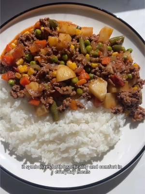 Filipino Picadillo aka Giniling. A budget friendly and easy meal to cook when you want to whip something comforting in a pinch! Hope you like it ☺️ Ingredients: * 1 tablespoon olive oil * 1/2 red onion, peeled and chopped * 4 cloves garlic, peeled and minced * 1 pounds ground beef * 1 tablespoon oyster sauce * 1/2 cup tomato sauce * 2 tomatoes, diced * 1/2 cup water or chicken stock  * 1 tablespoon of chicken bouillon (omit if using chicken stock)  * 1-2 tablespoons of soy sauce * 2 medium potatoes, peeled and cubed * 1 bag of frozen carrots and peas * 1/4 cup green olives, pitted (optional) * Fish sauce, salt and pepper to taste Recipe: 1. In a pan over medium heat, heat oil. Add onions and garlic and cook until softened. 2. Add ground beef and cook until lightly browned.  3. Add in tomatoes and potatoes, soy sauce, oyster sauce, fish sauce, and chicken bouillion 4. Add tomato sauce and water or chicken broth, bring to a boil, then lower heat, cover and cook for about 10 to 15 minutes or until beef is cooked through and potatoes are soft.  * Add carrots and peas. Cover and continue to simmer for about 3 to 5 minutes or until tender carrots and peas are cooked thoroughly. * Add olives, if using.  * Simmer until sauce is thickened to your liking. Add fish sauce, and salt and pepper to taste.  #krizkitch #filipinofood #giniling #picadillo #filipinopicadillo #asmrreels #asmrfood #reels #foodreels #losangelesfood #homecooking #homecafe #comfortfood #beefginiling 