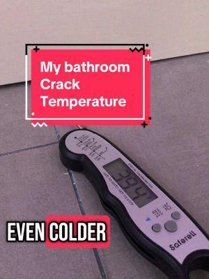 ✨ crack ✨ say it again✨ crack✨ it’s cold in my bathroom…. But can I fix it immediately? #crack #nearlyfreezing #bathroomreno #oldhouse #canadacomegetyourwinter 