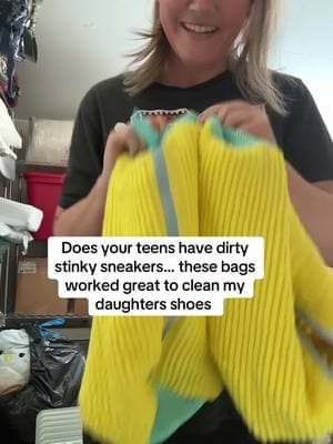 I am impressed how well these bags worked to clean my daughters shoes #washbagsforshoes #laundryshoebag #washshoes #shoe#bags 