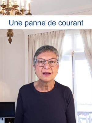 How to say "power outage" in French! 🔌 🇫🇷 #learnfrench #frenchlessonsonline #frenchteacher #frenchtutor #speaklikeaparisian