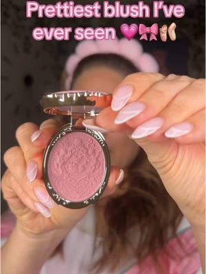 This is soooo stunning 🩰💗🎀✨ #blush #princessblush #flowerknows #flowerknowsmakeup #pinkblush #beautifulmakeup #creatorsearchinsights 