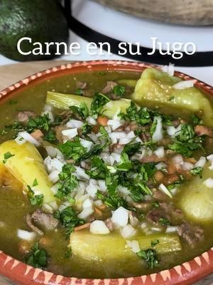 Carne en su jugo #carneensujugo #carneensujugoconfrijoles #authenthic #mexicanfood #recetamexicana #recetas #authenticmexicanfood #recetafacil #estiloguadalajara #foodtiktok #comidamexicana #cena #quehagodecomer #foddie #fyp #fypage #parati  