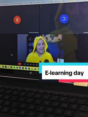 Do your Google Meet classes look like this? Just my face and a bunch of circles. #elearningday #elearning #tiktokteacher 