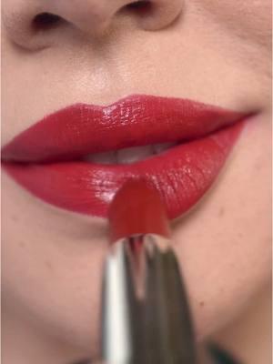 Perfect red lip @Thrive Causemetics (gifted) #redlip #lipsticktutorial #thrivecausemetics 