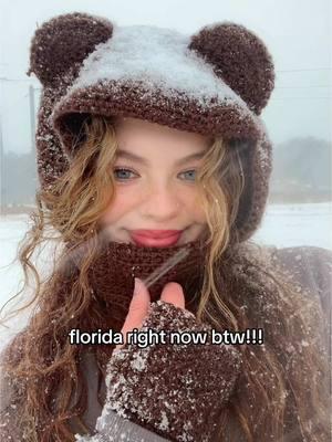 who would’ve thought ❄️🏝️ . . . . #fyp#explore#snow#florida#floriasnow#30a#panhandle#pensacola#pensacolabeach#sweet#fitcheck#OOTD#snowday#christian#christianreels#fashion#christianfashion#christiangirl#modestfashion#modestfitcheck#foryou#midsize#midsizedfashion  