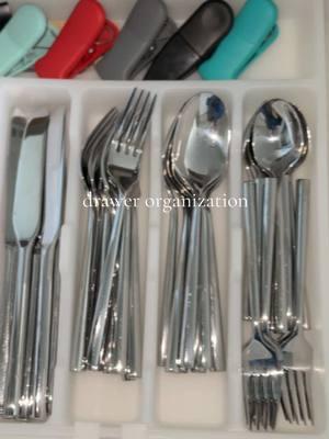 Not bad! I was hesitant at first because just because it’s plastic, but it’s holding up well!🍽️ #drawerorganizer #kitchenorganizing #utensilorganizer 