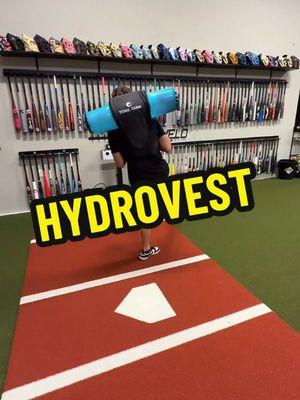 Hydrovest Waterbag Unboxing #baseball #workout #training #fyp #foryou #baseballboys #trending #thebullpentraining #asmr #baseballlife #viral @Tidal Tank Training 