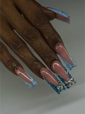 💙Stockton Nailtech 💙 • • • • #stocktonnails #209nailtech #stocktonnailtech #nailartist #nailinspiration #valentinesnails #2025nails #CapCut 