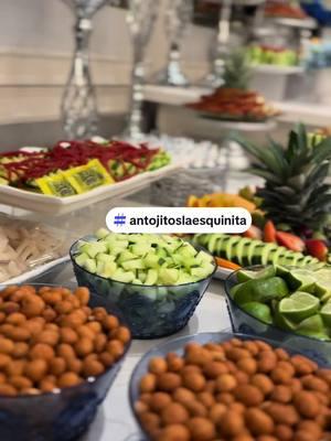 #antojitoslaesquinita #fruittable #candytable #mesabotanera #parati #antojitoslaesquinitaandcatering #parati #antojitoslaesquinitaandcatering 