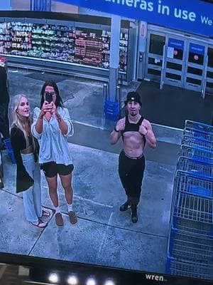 Pov: youre walmart security #fyp #foryou #gym #gymshark66 #mog #walmart #securitycam #posing #gymbro 