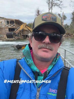 It’s so cold out here. #stonesaquatic #lakelife #seaweedremoval #pondfishing #mensupportingmen #dadssupportingdads