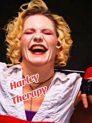 I'm my own therapist 🤡🃏🤪 I would totally doodle on that notepad lol but I'd listen i promise 😁 #harleyquinn #harleyquinnzel #cosplay #therapy #photoshoot #🐝 #honeybee #fyp #foryoupage  #thatwasfun and #unhinged @Smirkorsmile      let's do it again! 😆 