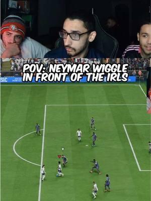 One of the few calm moments on stream🤣🤣 (crazy reaction clips coming soon) #fifa #ultimateteam #fc25 #toty #wiggly #eafc 