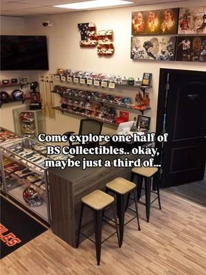 It’s about time we give you a quick view of our shop! ⚽️🏀🏈 #sportsbreaks #sportsmemorabilia #breaks #sportscollectibles #sportsmem #sportsmemorbilia #minihelmet #signedmemorbilia #nfl 