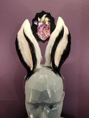 Love how the edges look frosted #rabbitears #bunnygirl #costume #cosplay #bunnyears 