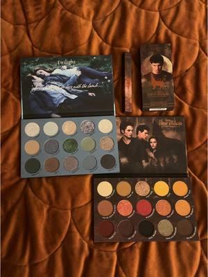 being an adult means buying adult things, like twilight makeup #hoahoa #hoahoaseason #twilight #titsoak #bellawherethehellhaveyoubeenloca #colourpop 