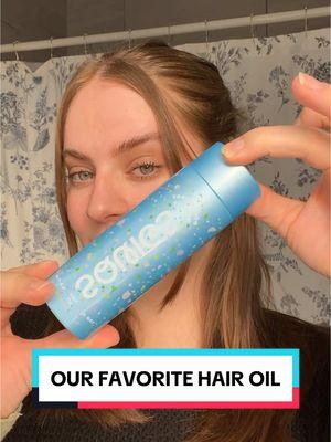 We just can’t stay away from our favorite Gooseberry Delight Hair Oil☺️✨🫶 #squigsbeauty #hairoilsforgrowth #hairoil #gooseberrydelighthairoil #sleekhair #haircareproducts #creatorsearchinsights 