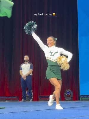 last one best one !!! #nationals #ucanationals #cheer #collegecheer #usf #usfcheer #collegecheerleading #stunts #tumbling #senior 