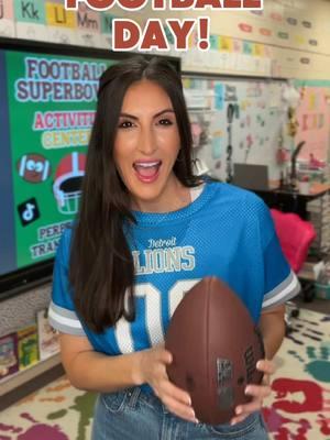 Super Bowl football day! 🏈🩷 #teacherlife #teacher #teachersoftiktok #elementaryteacher #teacherthings #teacherideas #teacherfyp #teachertok #teachersontiktok #teacherinspo #fypシ