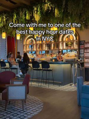 The Highlight Room is definitely a perfect date night spot! #nyc #datenight #nyclounge 