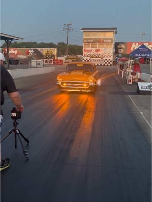 Poppin and throwing flames for #twosteptuesday  #racepartsolutions #lutzracecars #57chevy #trifivenationals #trifivechevy #57belair #twinturbo #streetoutlaws #trifiveera #trifivemafia #smallblock #boosted #boostedcars #boostedlife #chevrolet #dragstrip #dragrace #beechbendraceway #trifivefriday #spoolin #twostep #dragzine 