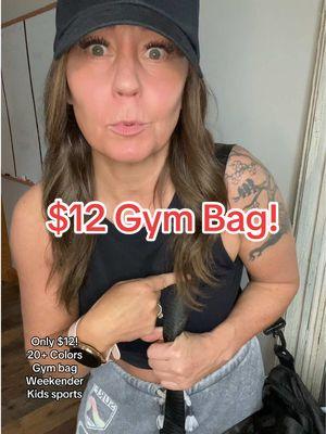 This bag is a STEAL for the price! #gymessentials #gymbag #gymmusthaves #travelbag #traveltiktok #travel #bag #duffelbag #luggage #travelmusthaves #tiktok #TikTokShop #weekendbag #weekender #overnightbag #carryonbag 