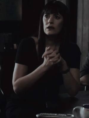 we all know what girl she’s eating for lunch (jj..) #emilyprentiss #emilyprentissedit #pagetbrewster #pagetbrewsteredit #criminalminds #criminalmindsedit #prentissloml #fyp #fypシ #fypage #foryou #foryoupage #foryourpage #trending #viral #jenniferjareau [dt @𝒔𝒖𝒎 𝜗𝜚]