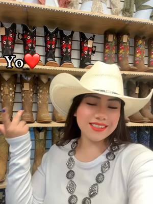 Yo si se 🤠 “enviar” 🫶🏼 15% de descuento en línea 🤠 #losleyvawesternwear #paratii #fypシ #fyp  #explore #outfits #westernfashion #valentinday  🥹 😱🥹🤞🏻🌵💕Visit our 2 location 🫡 San Rafael Ca & Richmond Ca 👇 ➡️   🇺🇸😍 we ship all 🇺🇸  Now available in our website   . . ✅ afterpay available at check out.  Select sezzle as payment processor or use shop pay 🏷 0% interest  . . 🔥🔥🔥 . All orders receive priority shipping 🔥 . 🇲🇽 We ship all over the USA 🇺🇸 . Visit our retail store at  . 👇 516 23rd st Richmond ca 94804 .🤠 999 Francisco blvd E, San Rafael California  #Losleyvawesternwear  #lamamalona  #foryoupage #explore #foryou #outfits #fyp #fy #parati #takuaches #fypシ #foryoupage #explorepage #metas #goals #botinescharros  #motivation #takuachitas #jaripeo #jaripeos #botasfemininas #outfits #paratii