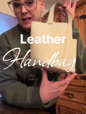 Real leather handbag, yes! #handbagtiktok #leatherhandbag #womenspurse #pursetok #purse #springfashion 