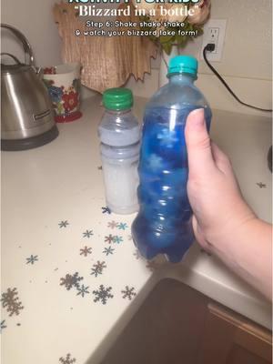 make a “blizzard in a bottle” for your kids to enjoy on these days when its too cold to actually go outside 😂❄️🥶 #kidscrafts #wintercraftsforkids #winterkidsactivities #activitiesforkids #sensoryactivities #kidsactivities #wintercraft #kidssensoryactivity #toddleractivities #sensoryplayideas #sensoryplayforkids #diykidsactivity #diykidscrafts #diymom 