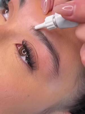 Satisfying Eyebrows Lamination 👁️ #eyebrows  #eyebrowtutorial #eyebrowlamimation #lamination #laminationbrows #satisfying #oddlysatisfying #fyp 