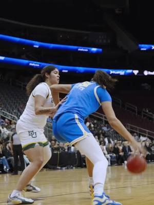 Bears are too little for Bruins #basketball #ucla #womens #hooper #too #easy #little #viral #fyp @Lauren Betts 🧿 @janiah 