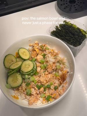 Salmon bowl 4L #salmonbowl #emilymariko 