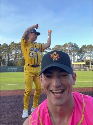 Spring Training vibe check💕🤪 #savannahbananas #springtraining #MLB #baseballboys  @12_Gage26 