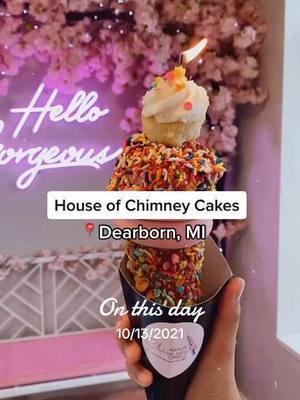 Crazy that this was filmed 2 years ago! Still love getting House of Chimney Cakes tho 🍦#houseofchimneycakes #dessertsmichigan #michiganfoodie #michiganfoodtiktok #dearbornmieats #michiganfoodiespots #michiganfood #foodiesmichigan #metrodetroitfood #metrodetroitfoodie 