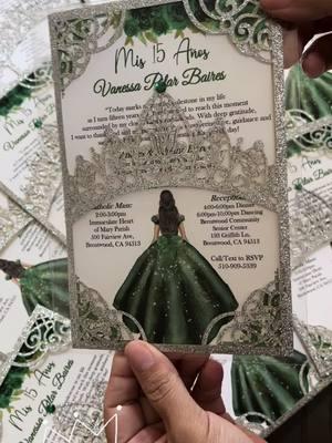 #invitaciones #invites #quinceañeras #15 #xv #quinceañeras #quinceañera #princess #princessinvitation #quinces #16 #fiesta #party #celebration #celebracion #quince #verdeesmeralda #emeraldgreen 