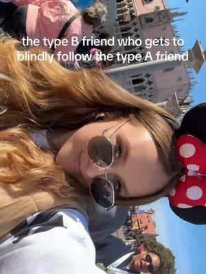 I know she knows where we’re going #fyp #orlando #disney #waltdisneyworld #BestFriends #tourists #disneyworld #bestie #typea 