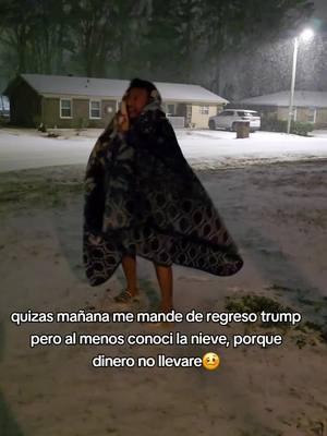 summerville se tiñe de blanco esta noche🥰🥰 a Dios le doy las gracias porque solo esto le hacía falta sumarle a mis aventuras 🥰#tiktok #aleespada #feliz #summerville #nieve 