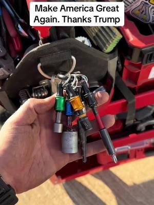 This tool bit holder is perfect for all  #ridgid #dewalt #toolbit #handtool #homediy #craftsman #homeimprovement #tiktokmademebuyit 