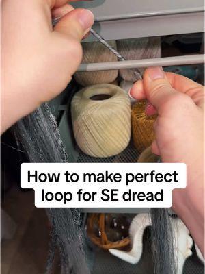 Perfect loop for SE dreadlocks  #dreads #dreadlocks #syntheticdreads  #dedreads #locs  #syntheticdreadlocks #bohohair #boho #bohofashion #dreadlocksusa 